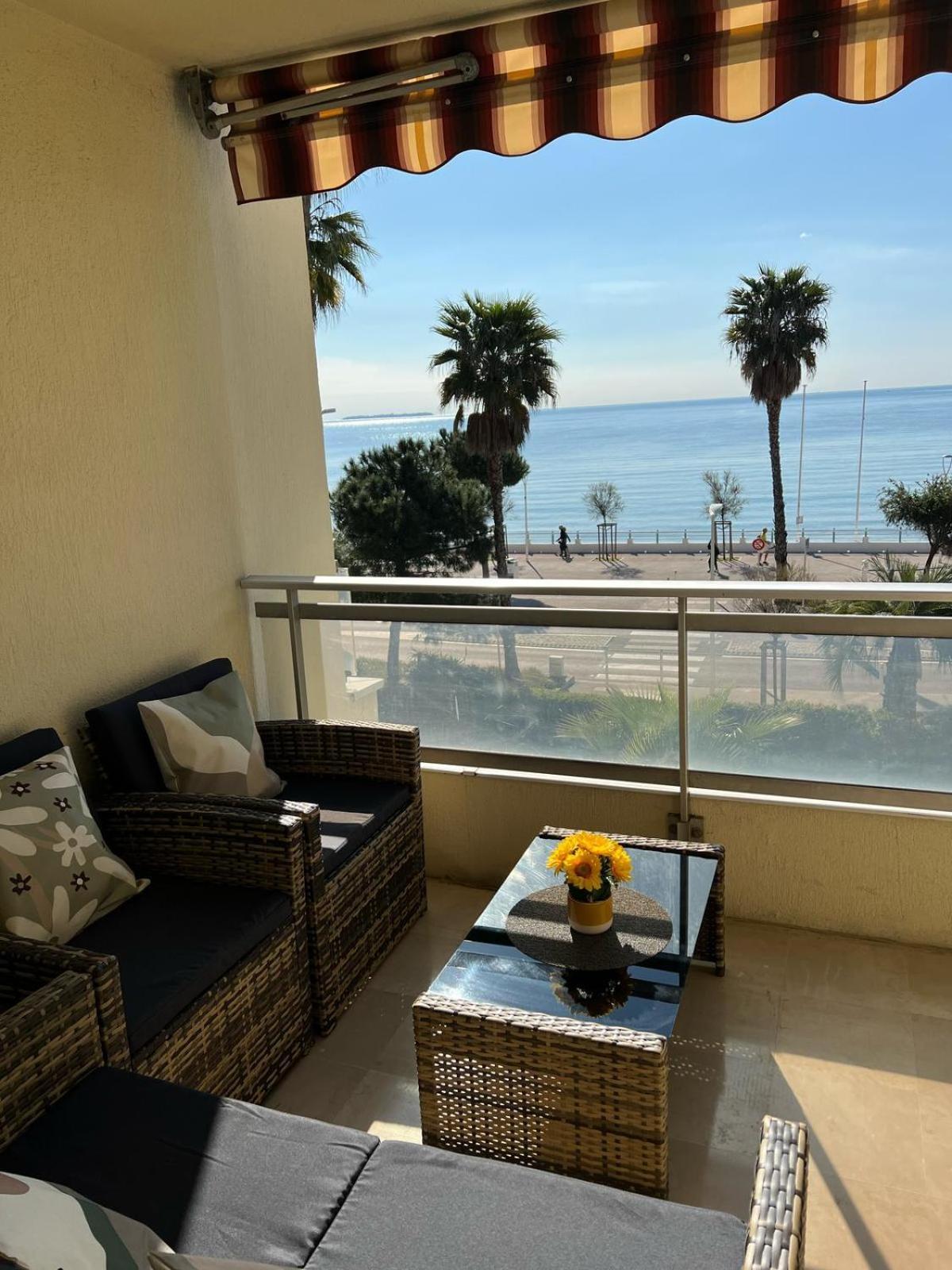 Cnossos Yourhosthelper Cannes Exteriér fotografie
